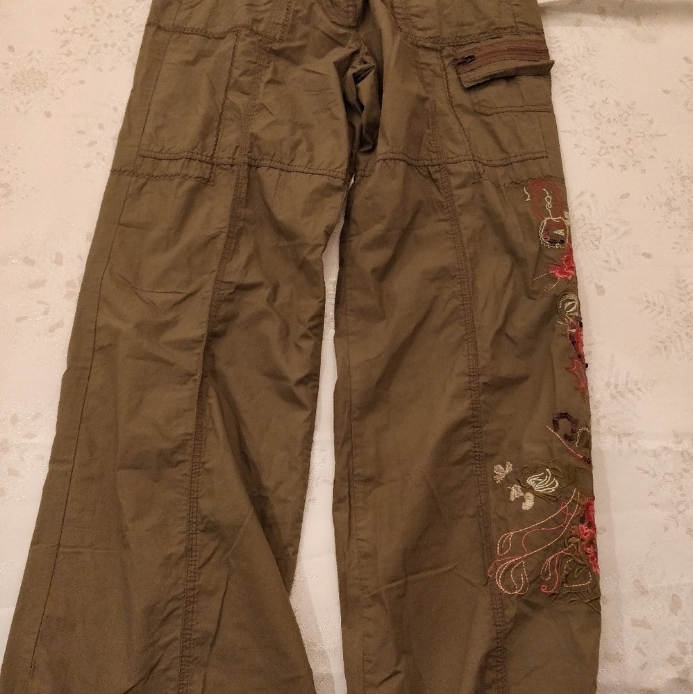 Pants - Picture 2 of 3
